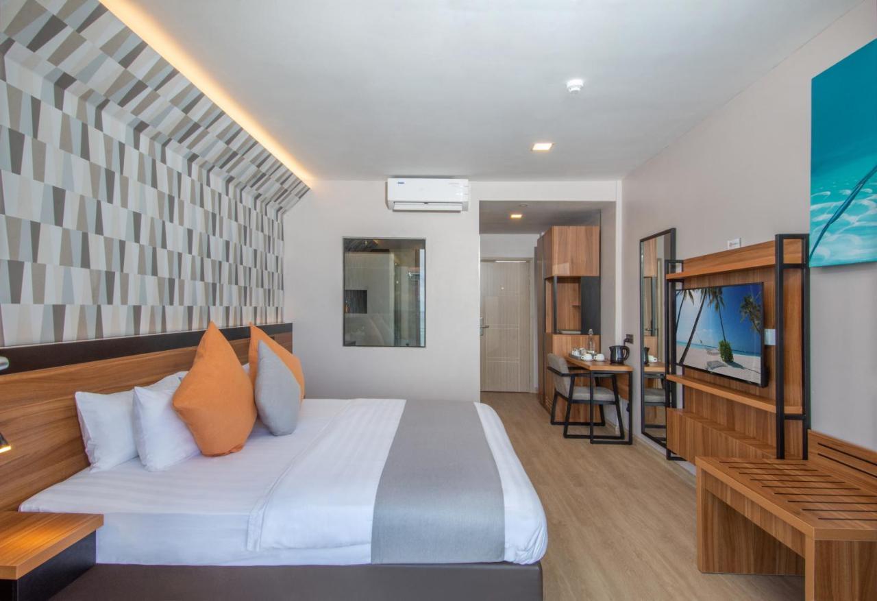 Triton Prestige Seaview And Spa Maafushi Dış mekan fotoğraf
